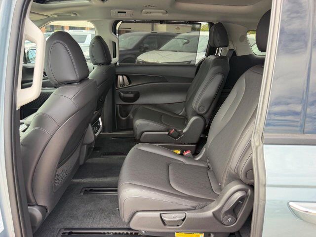 2027 Kia Carnival SX Cape Girardeau MO