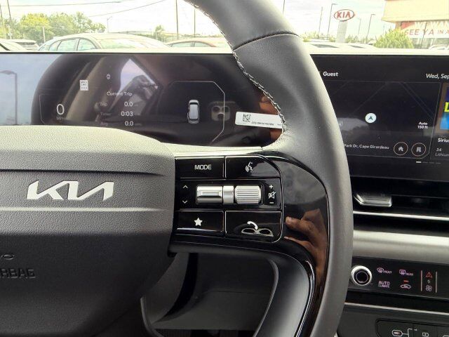 2027 Kia Carnival SX Cape Girardeau MO