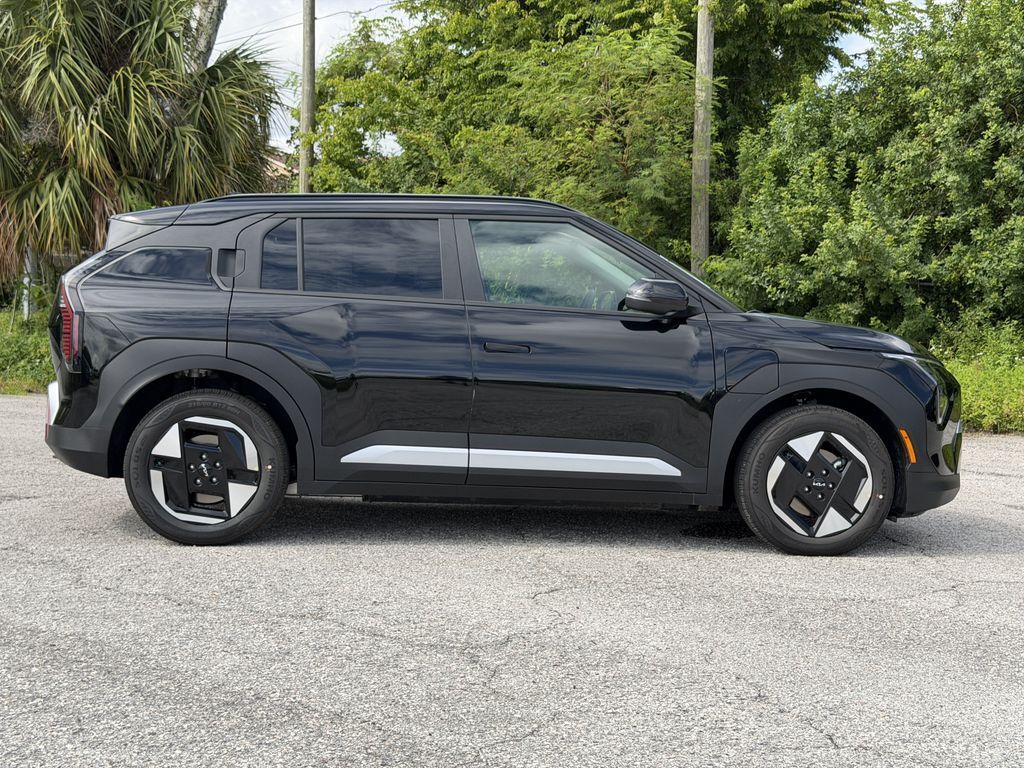 2027 Kia EV3 WIND