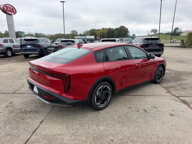 2027 Kia K4 EX
