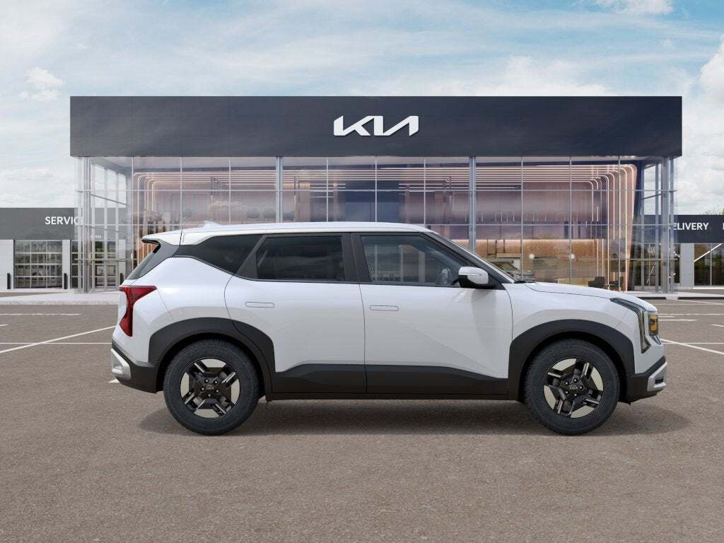 2027 Kia SELTOS LX Roseville CA