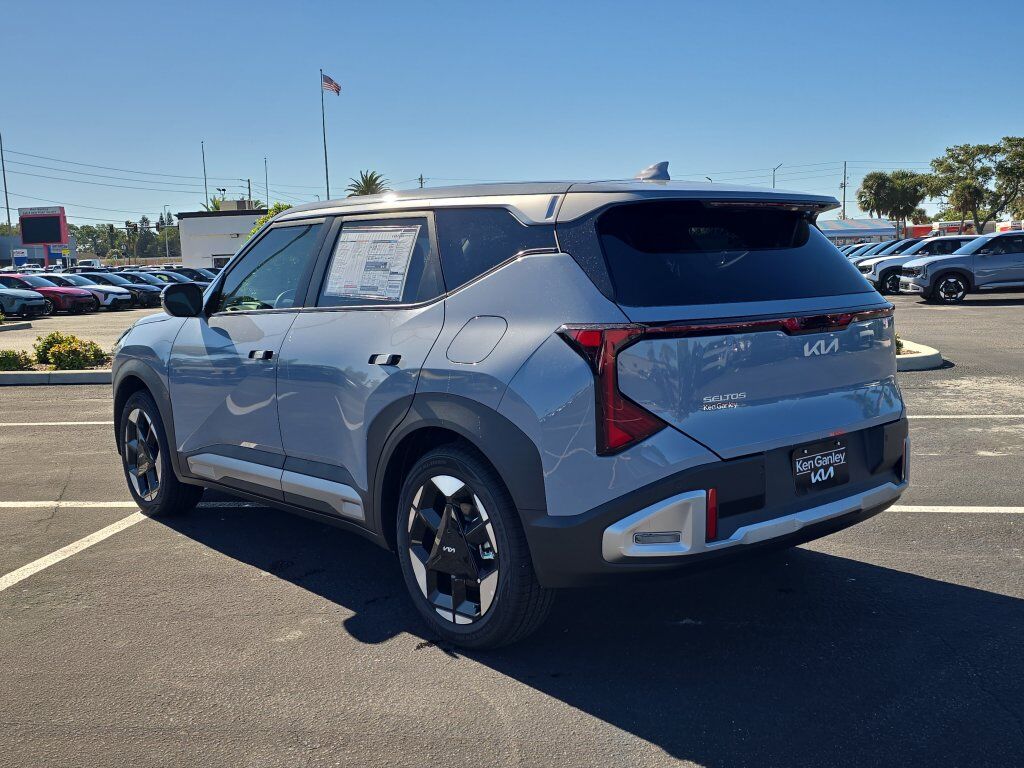 2027 Kia Seltos EX San Clemente CA