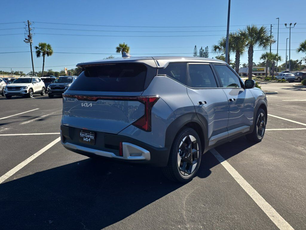 2027 Kia Seltos EX San Clemente CA