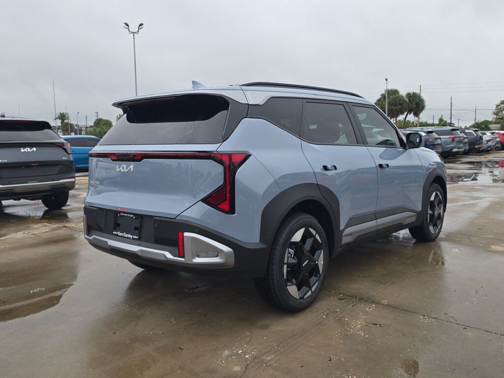 2027 Kia Seltos EX San Clemente CA