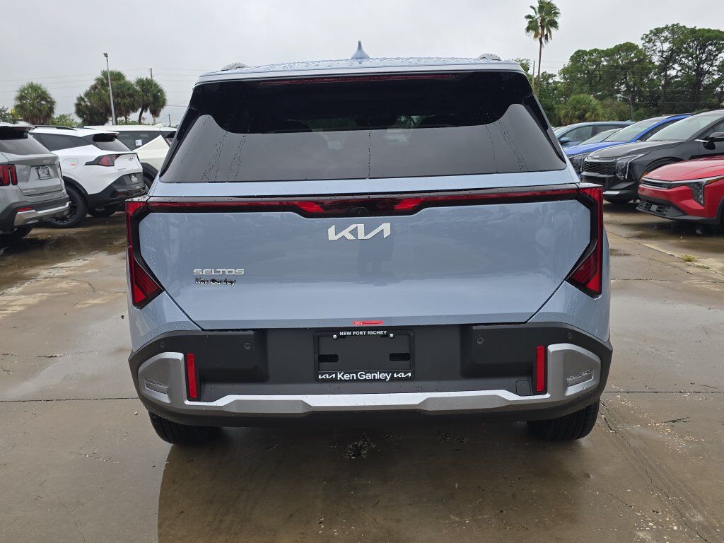 2027 Kia Seltos EX San Clemente CA