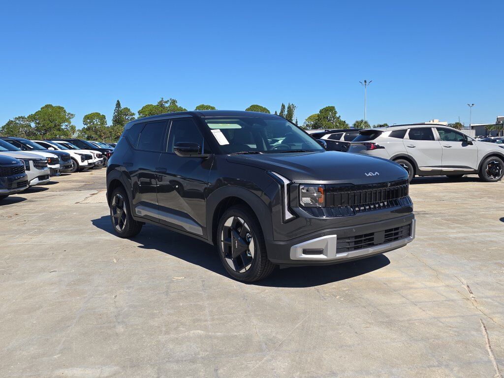 2027 Kia Seltos EX San Clemente CA