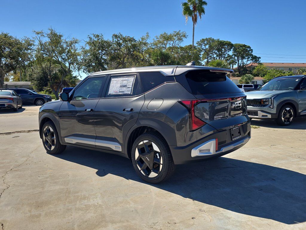2027 Kia Seltos EX San Clemente CA