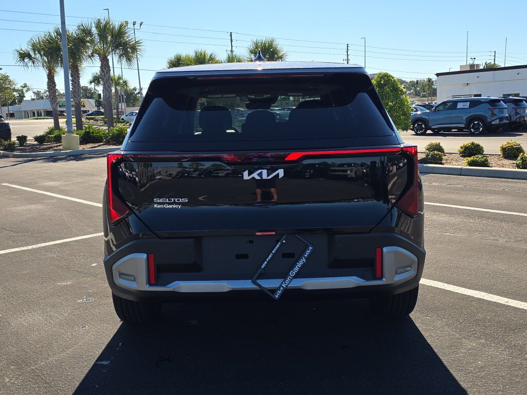 2027 Kia Seltos EX San Clemente CA