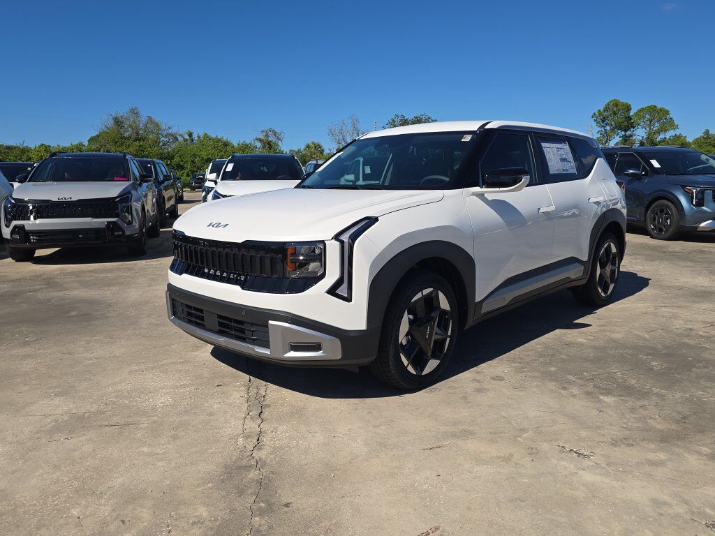 2027 Kia Seltos EX San Clemente CA