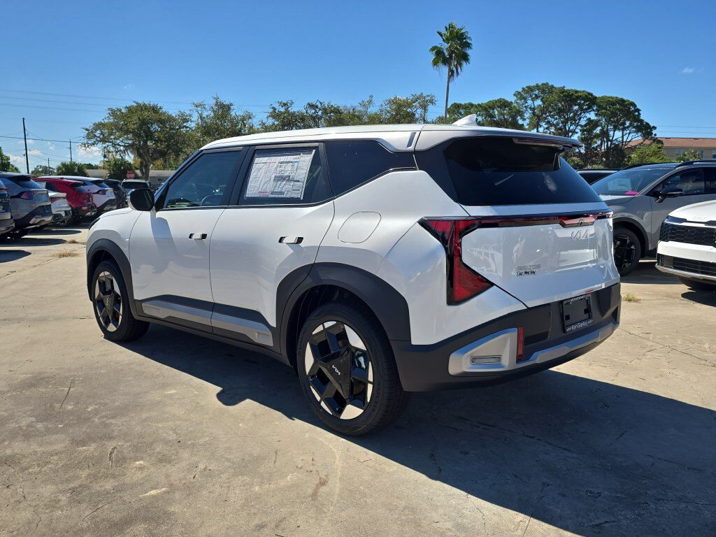 2027 Kia Seltos EX San Clemente CA