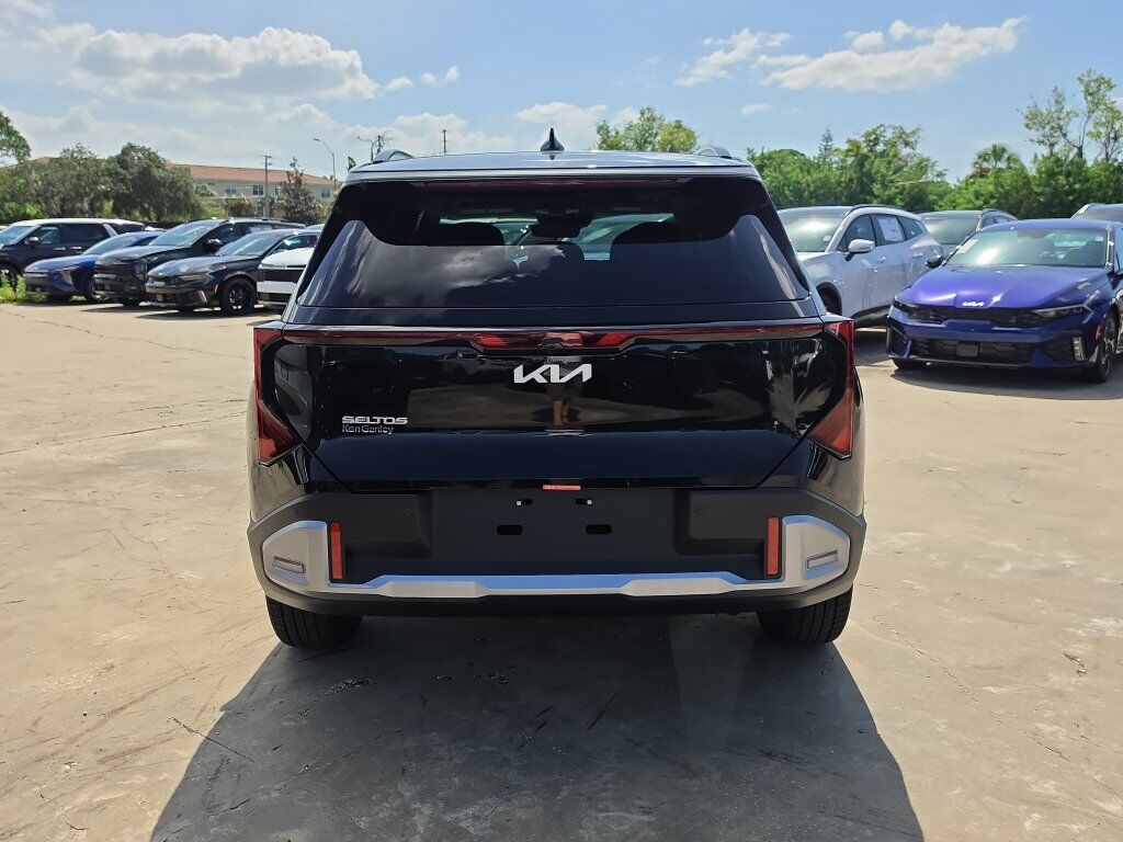 2027 Kia Seltos EX San Clemente CA