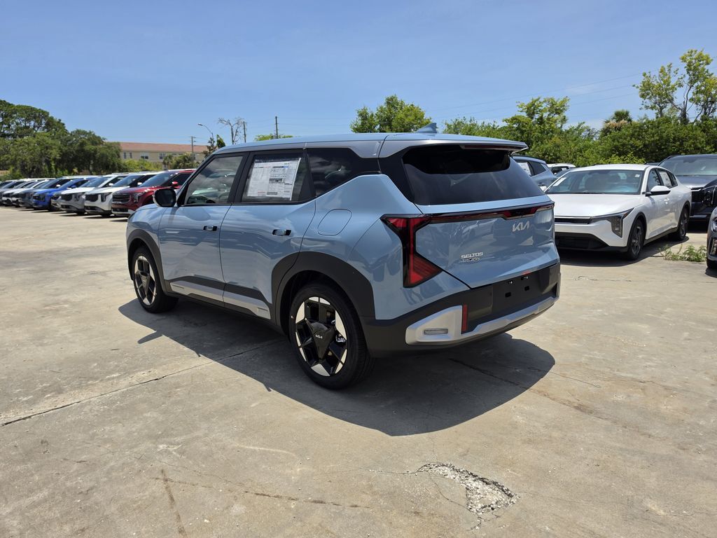 2027 Kia Seltos EX San Clemente CA