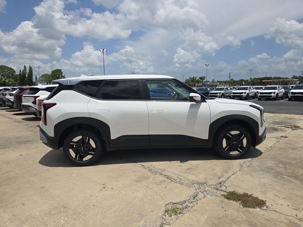 2027 Kia Seltos LX San Clemente CA