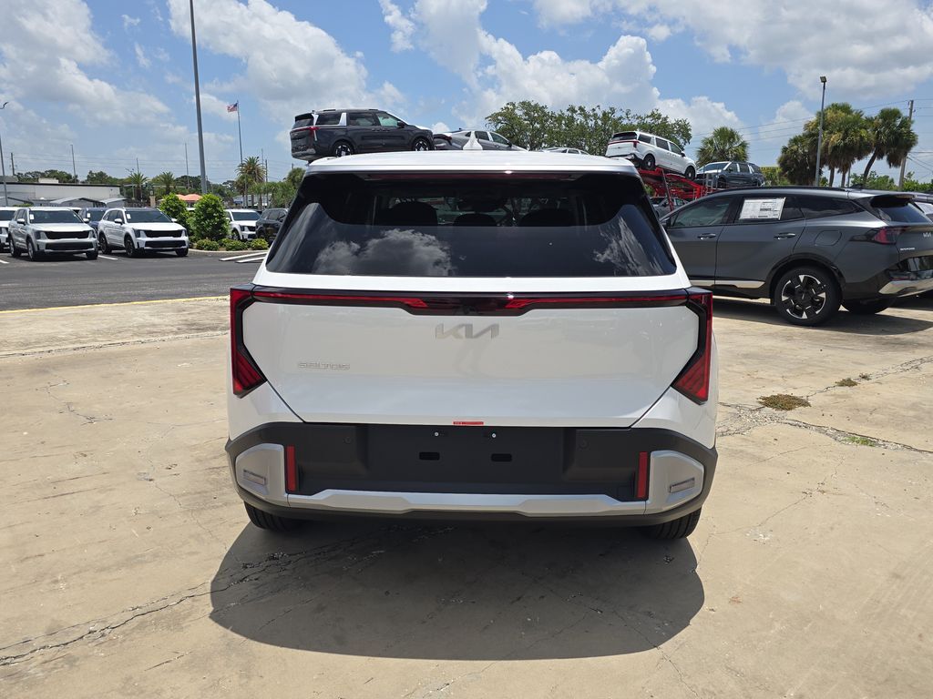 2027 Kia Seltos LX San Clemente CA