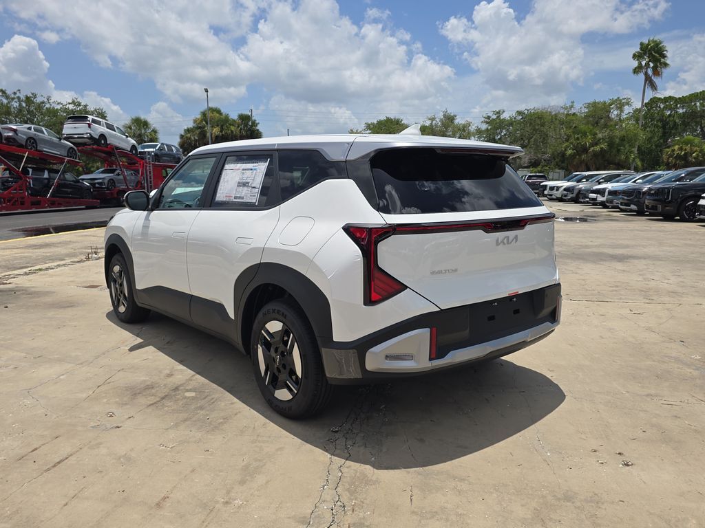 2027 Kia Seltos LX San Clemente CA