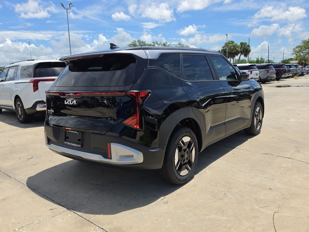 2027 Kia Seltos LX San Clemente CA