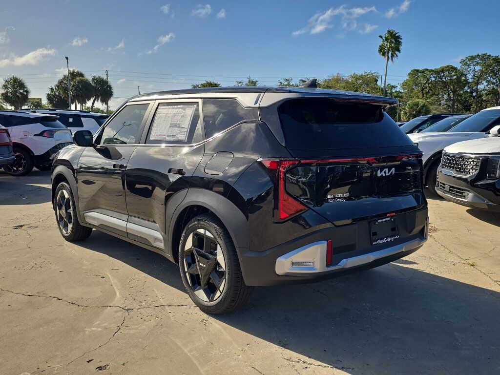 2027 Kia Seltos S San Clemente CA