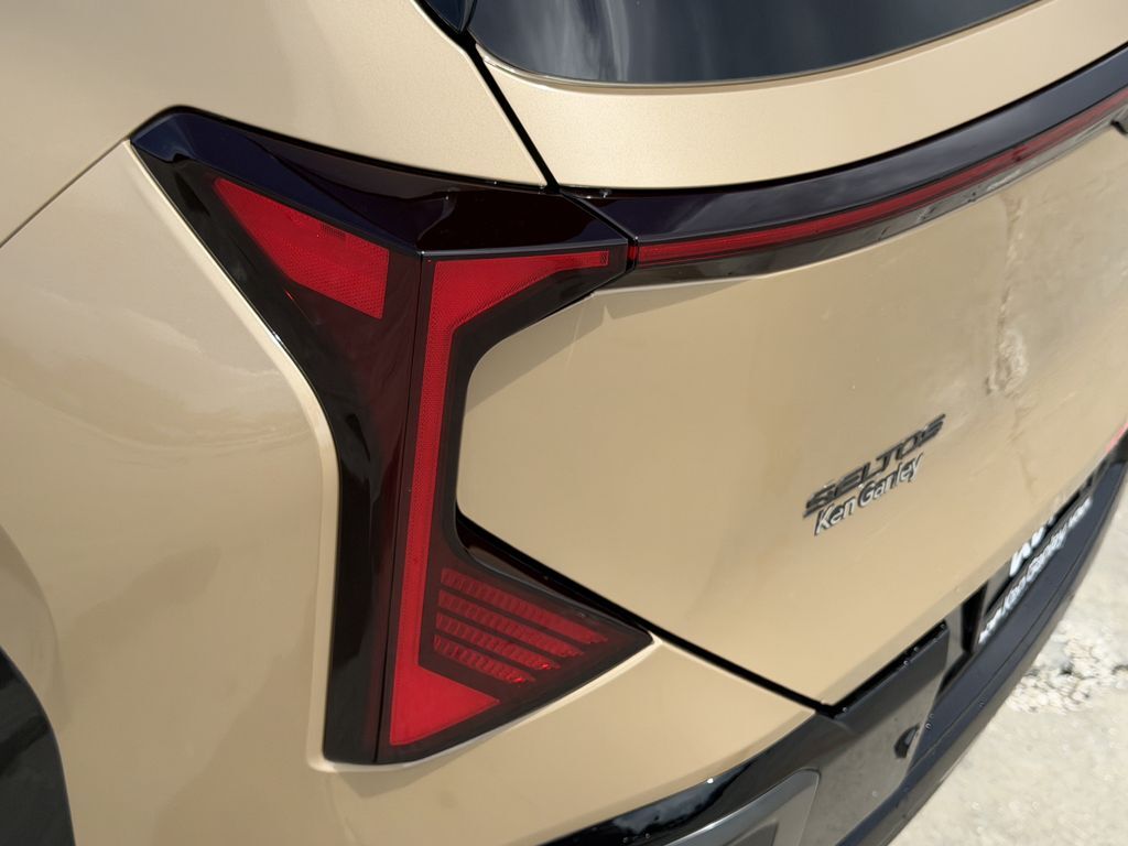 2027 Kia Seltos X-Line SX San Clemente CA