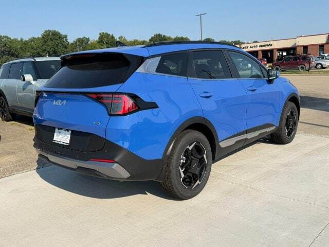 2027 Kia Sportage EX