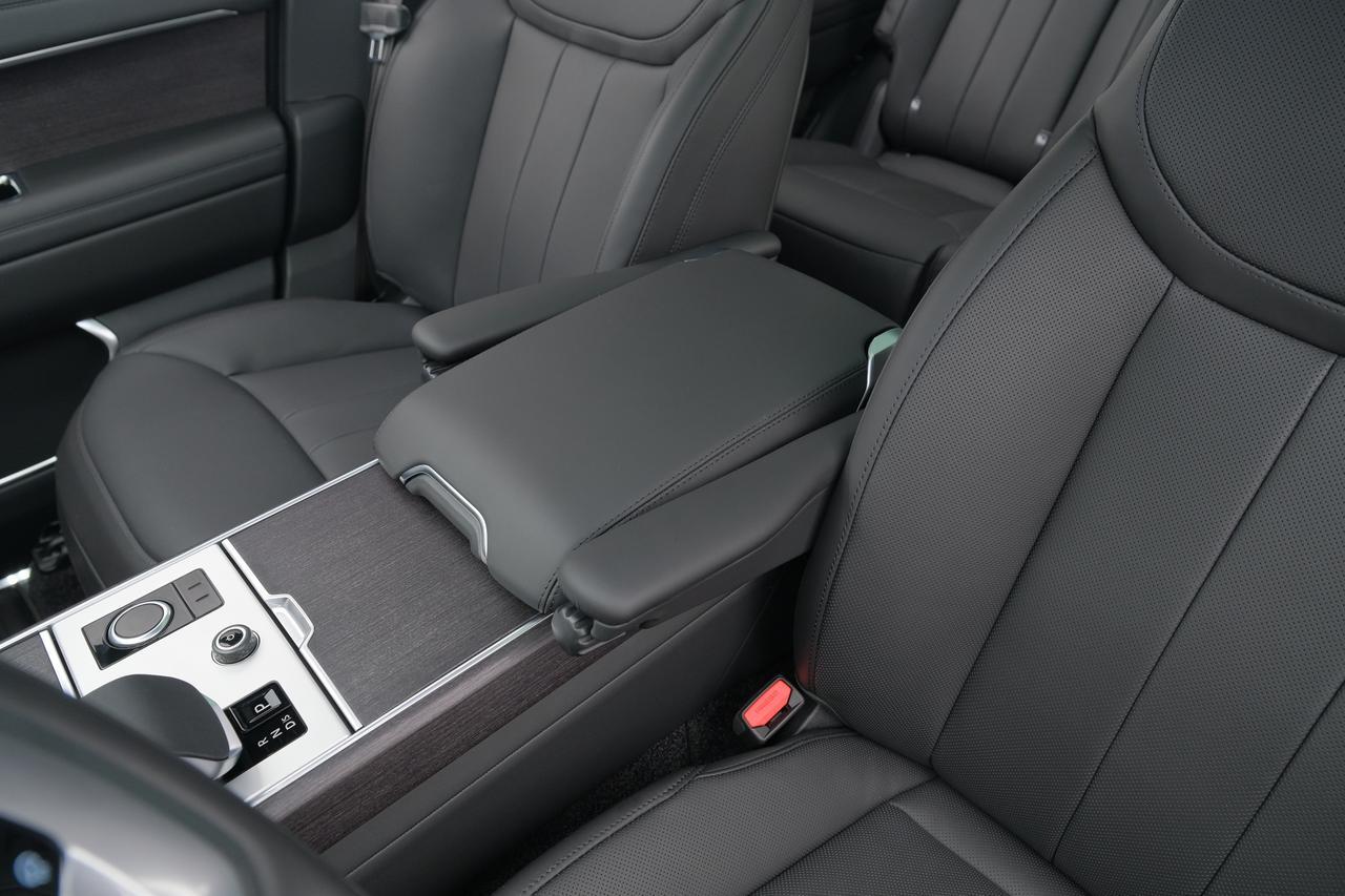 2027 Land Rover Range Rover SE Miami FL