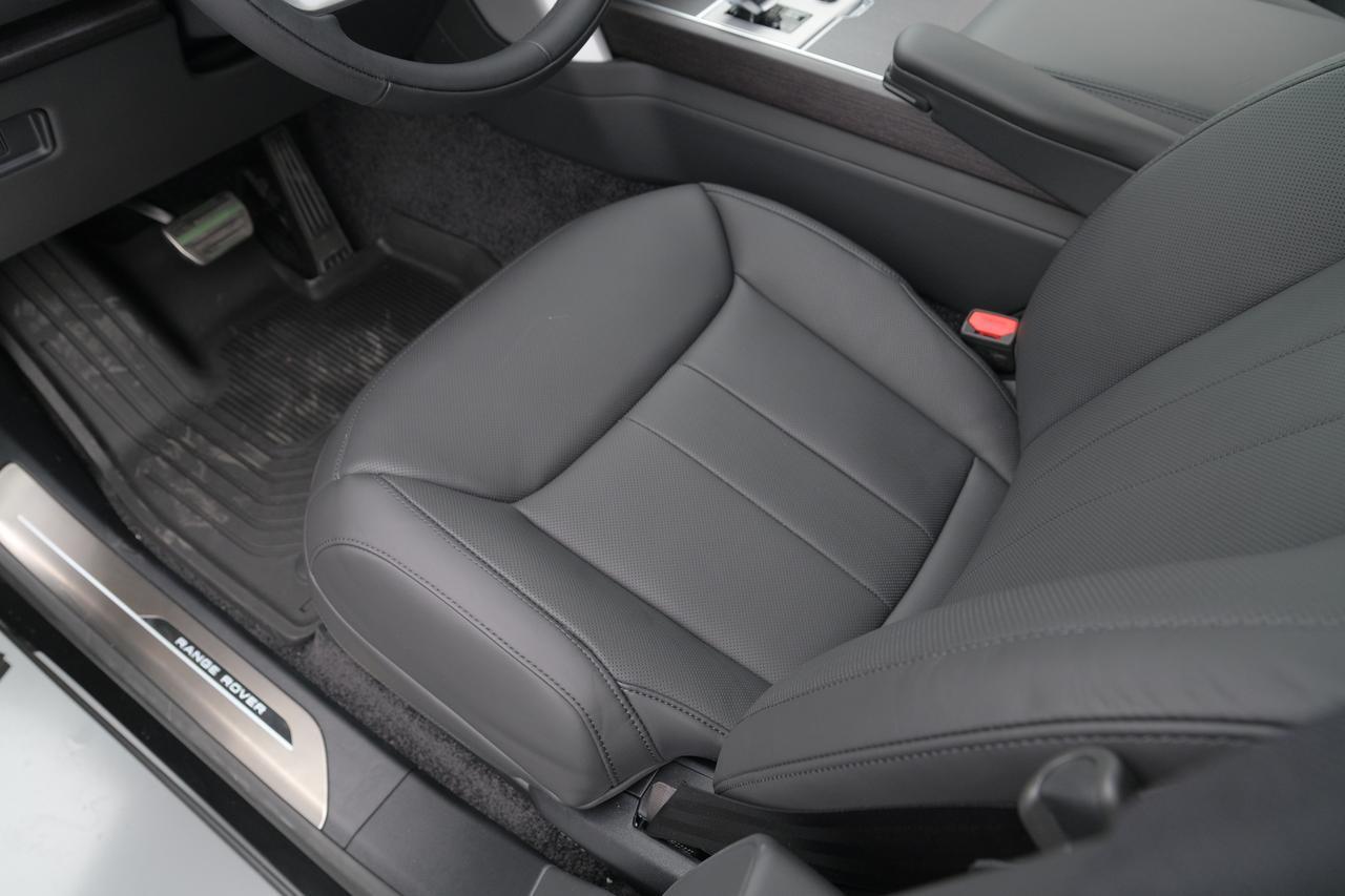 2027 Land Rover Range Rover SE Miami FL