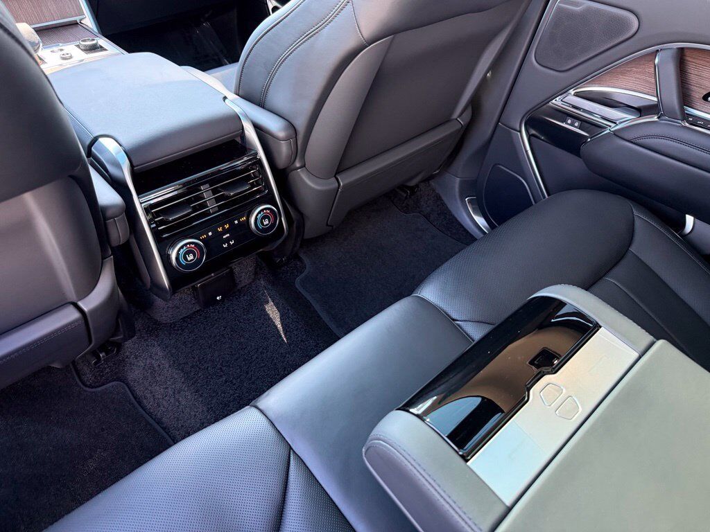 2027 Land Rover Range Rover SE Tucson AZ