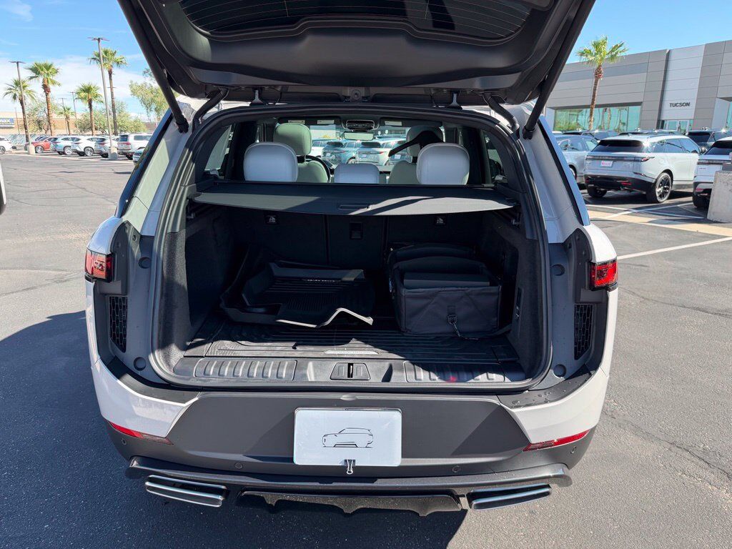 2027 Land Rover Range Rover Sport SE Tucson AZ