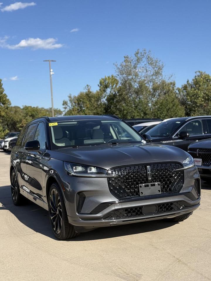 2027 Lincoln Aviator Reserve