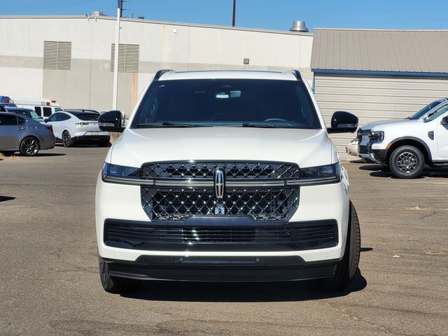 2027 Lincoln Navigator L Reserve