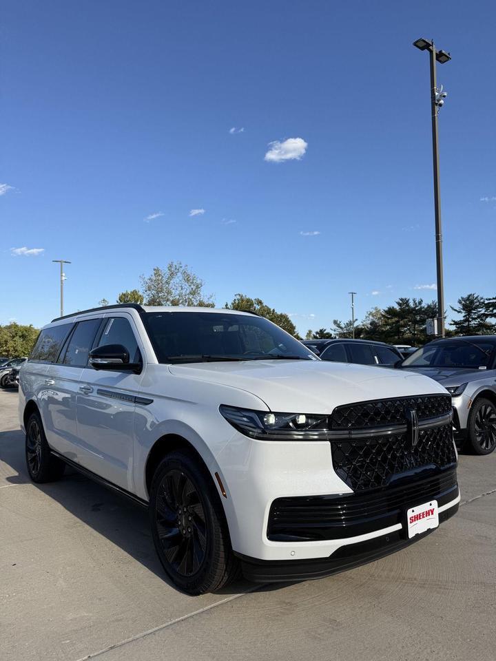 2027 Lincoln Navigator L