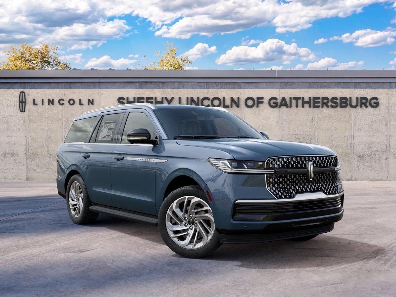 2027 Lincoln Navigator Premiere
