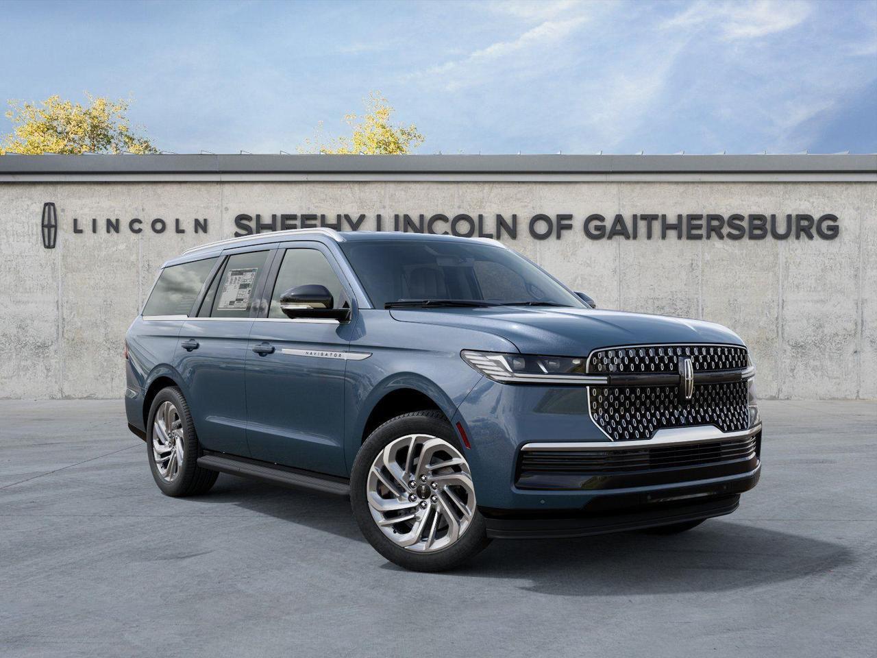 2027 Lincoln Navigator Premiere