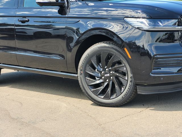 2027 Lincoln Navigator Reserve