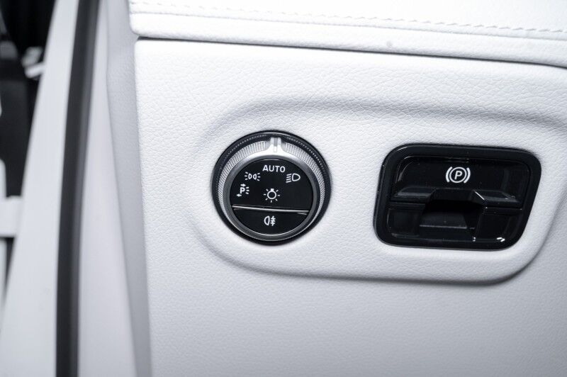 2027 Mercedes-Benz EQE 320 4MATIC&reg; SUV Peoria AZ