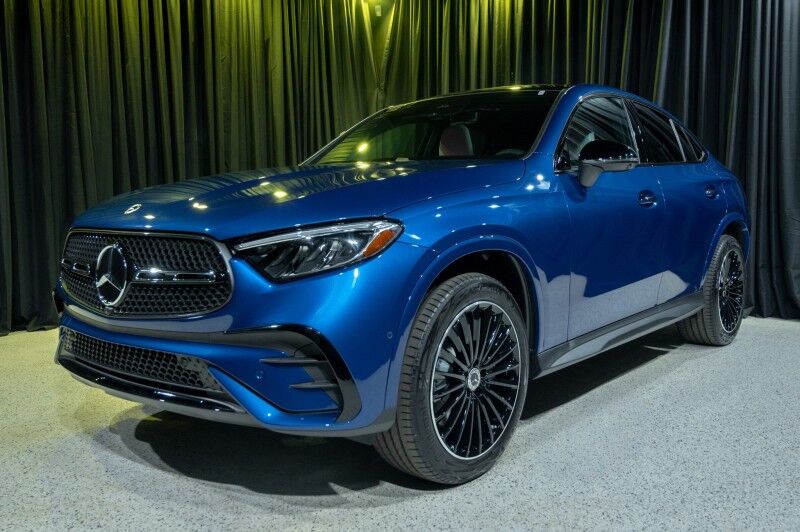 2027 Mercedes-Benz GLC 300 4MATIC&reg; Coupe