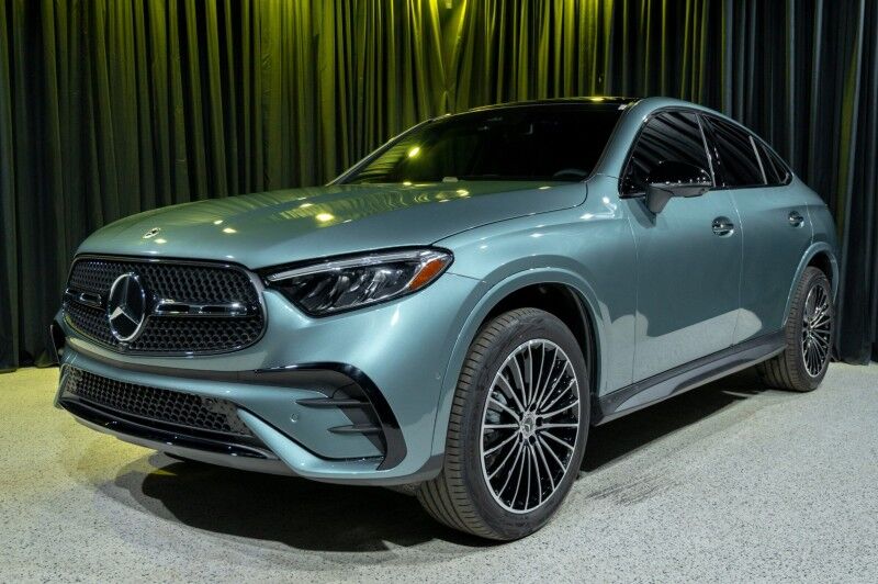 2027 Mercedes-Benz GLC 300 4MATIC&reg; Coupe