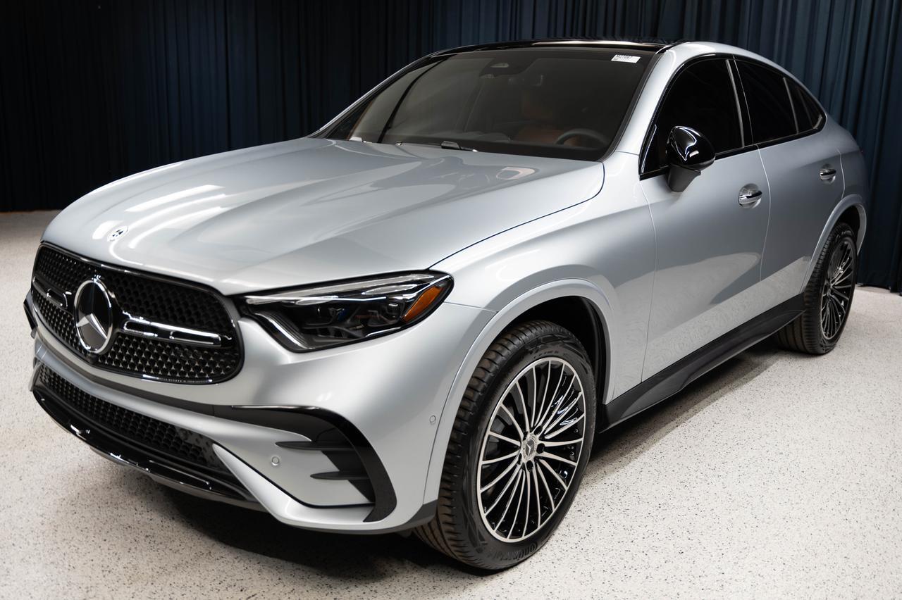 2027 Mercedes-Benz GLC 300 4MATIC&reg; Coupe