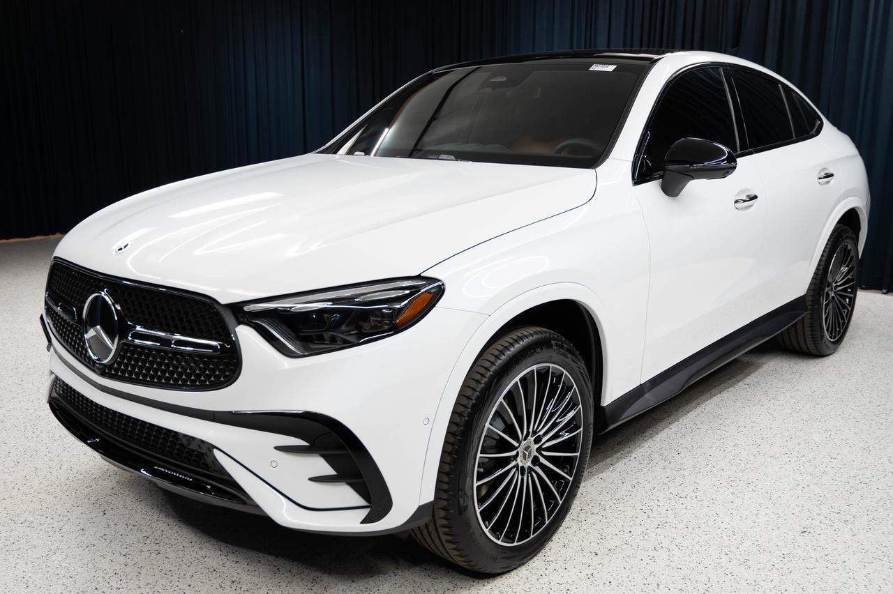 2027 Mercedes-Benz GLC 300 4MATIC&reg; Coupe
