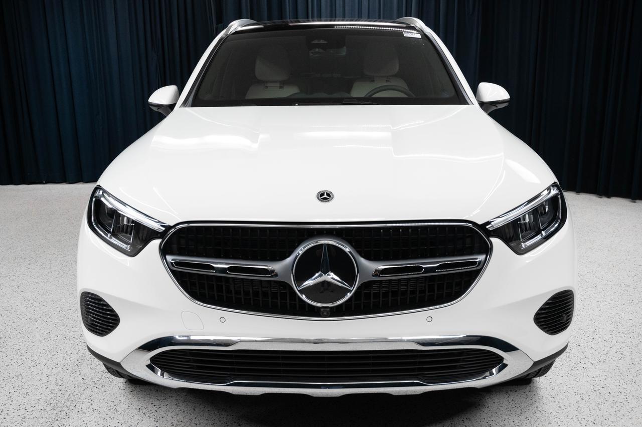 2027 Mercedes-Benz GLC 300 4MATIC&reg; SUV