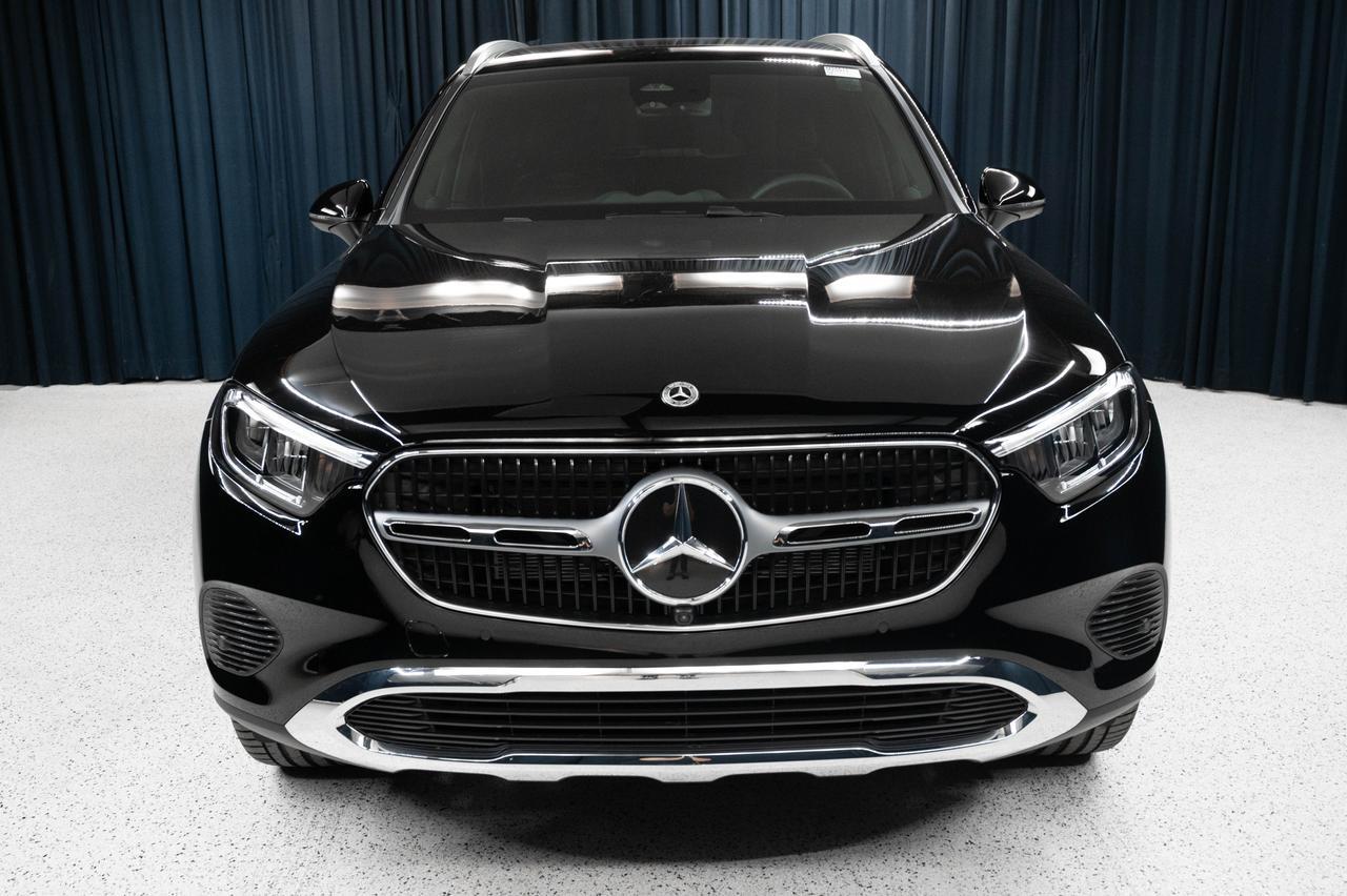 2027 Mercedes-Benz GLC 300 4MATIC&reg; SUV