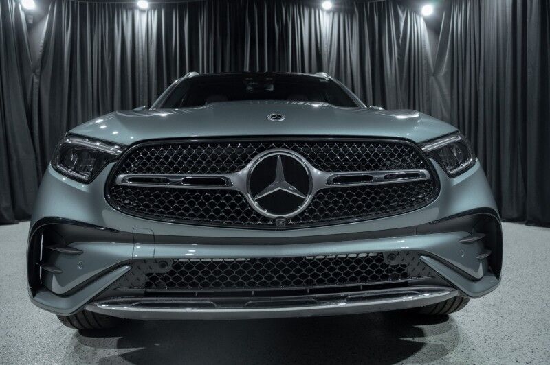 2027 Mercedes-Benz GLC 300 SUV