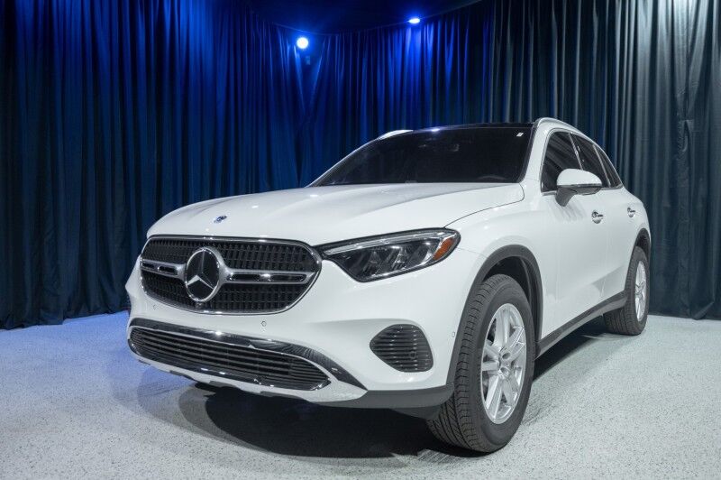 2027 Mercedes-Benz GLC 300 SUV