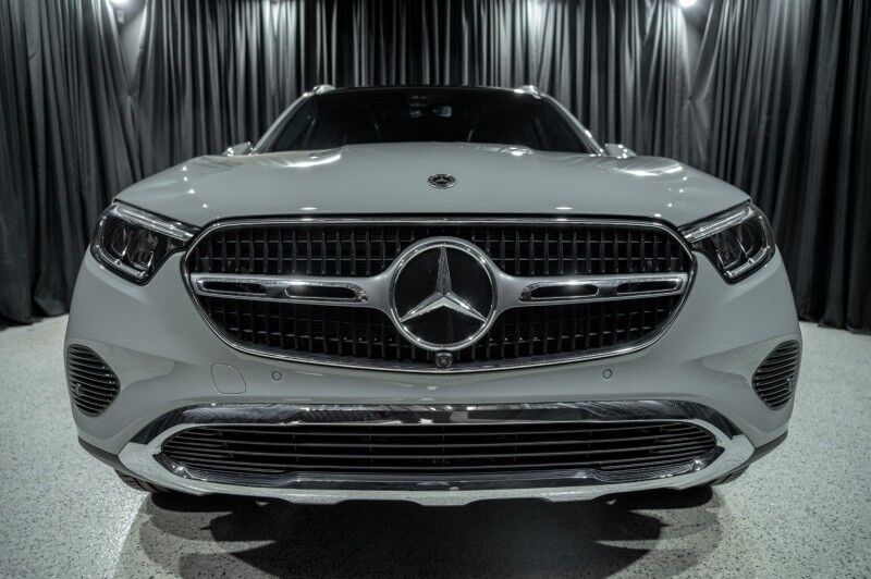2027 Mercedes-Benz GLC 300 SUV