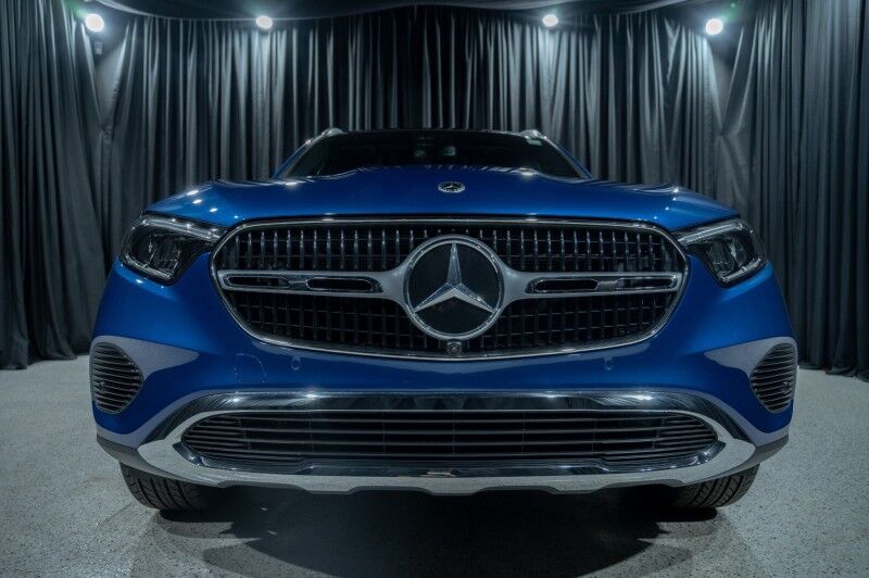 2027 Mercedes-Benz GLC 300 SUV