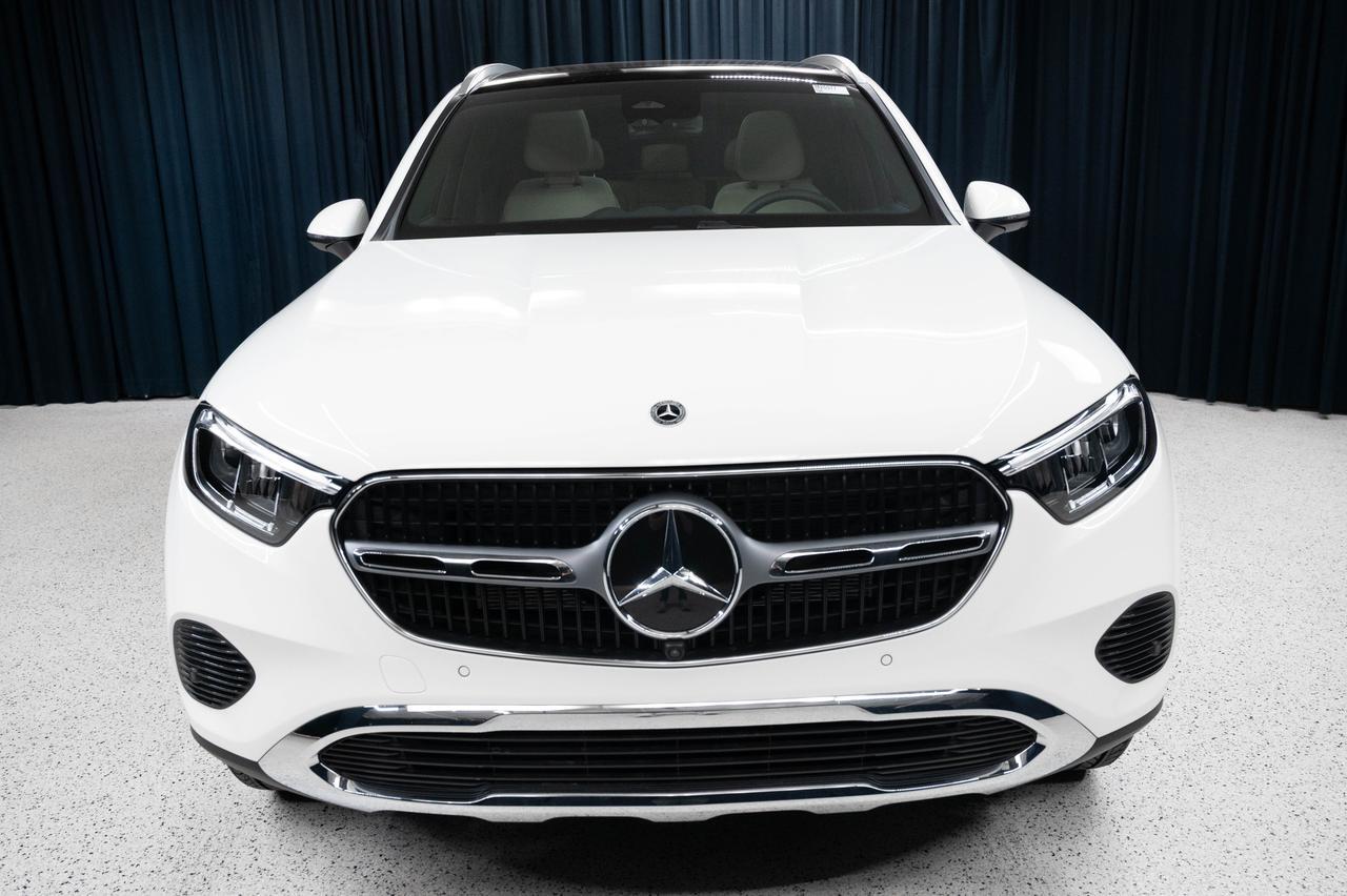 2027 Mercedes-Benz GLC 300 SUV