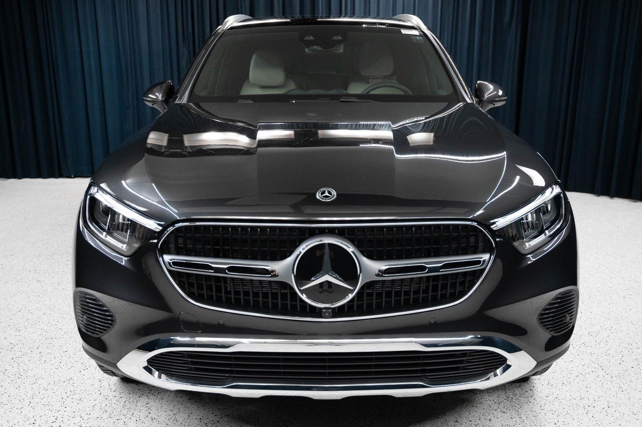 2027 Mercedes-Benz GLC 300 SUV