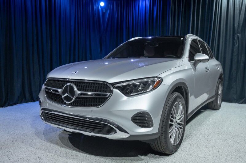 2027 Mercedes-Benz GLC 300 SUV
