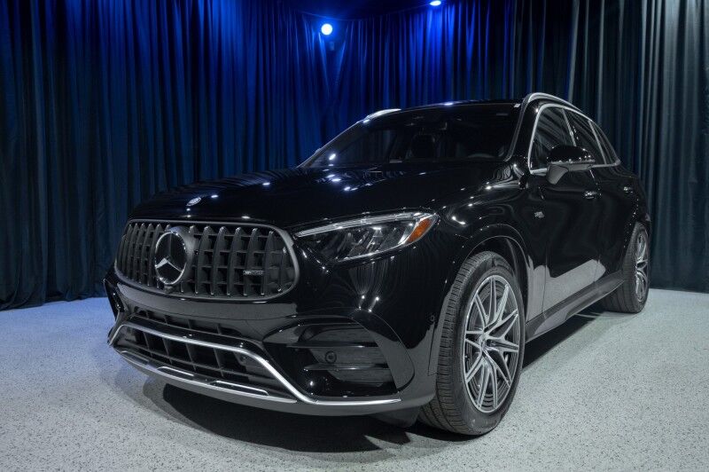 2027 Mercedes-Benz GLC