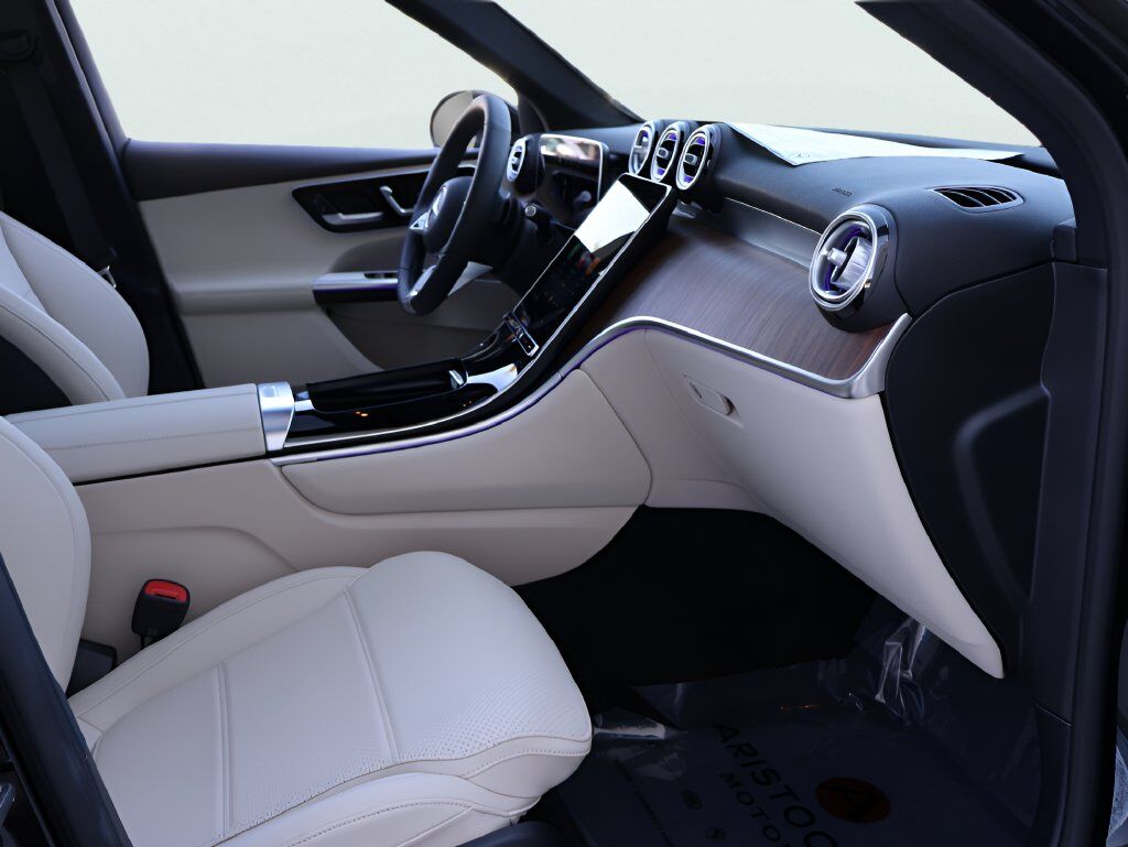 2027 Mercedes-Benz GLC GLC 300 San Clemente CA