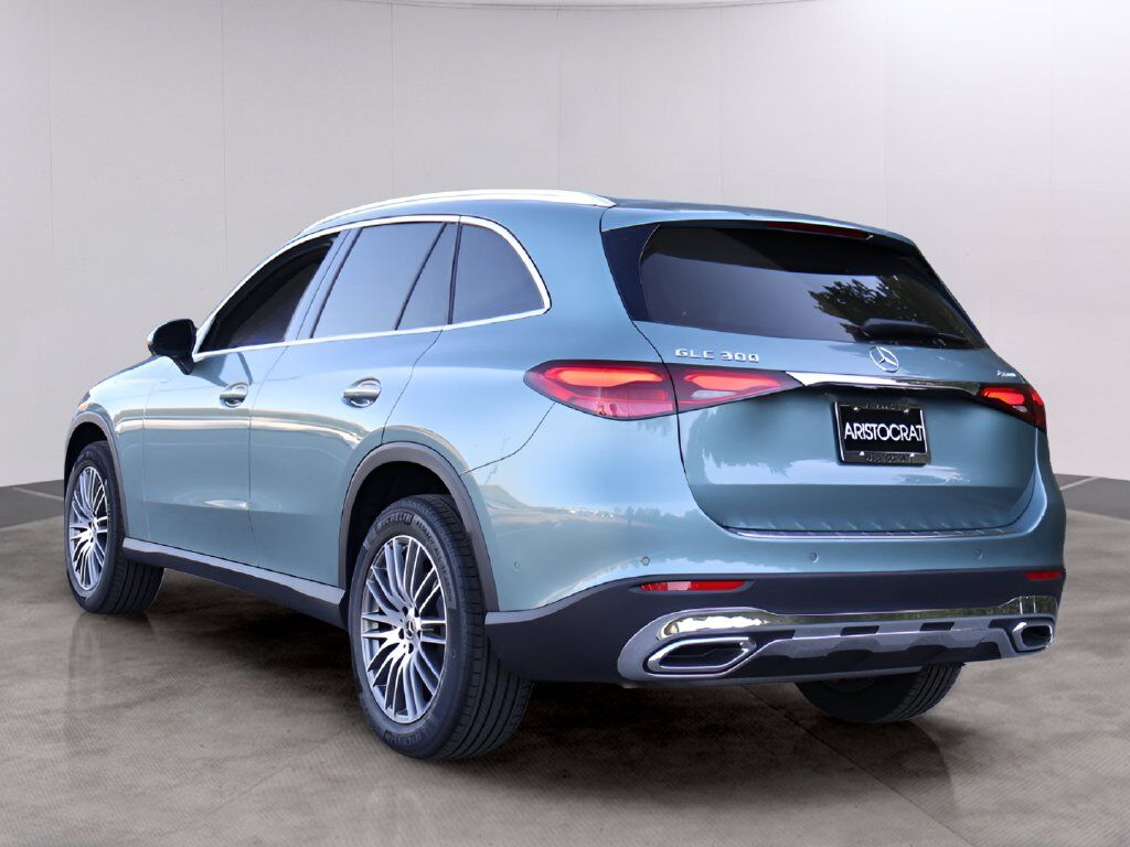 2027 Mercedes-Benz GLC GLC 300